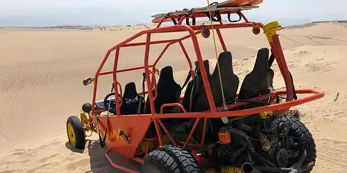 The Peruvian Coast: Seafood, Sandboarding & Dune Buggies Tour