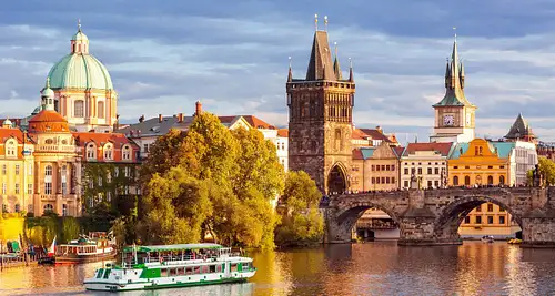 10 Days Essential Western Europe: Amsterdam, Berlin & Epic Views | G Adventures 18-35's